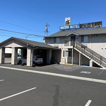 סלינס Western Motel מראה חיצוני תמונה