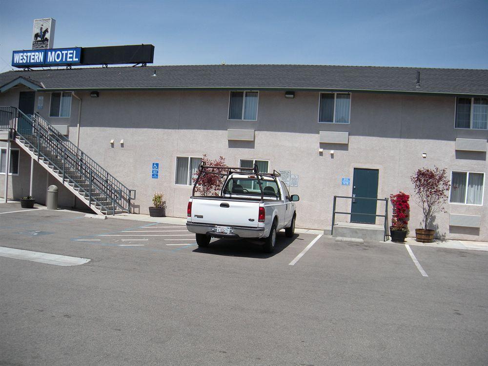 סלינס Western Motel מראה חיצוני תמונה