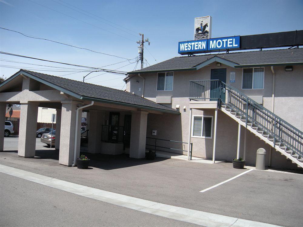 סלינס Western Motel מראה חיצוני תמונה